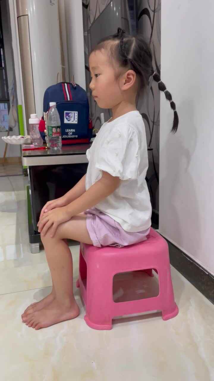 礼仪坐姿