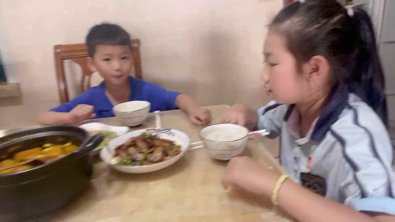 《餐桌礼仪》