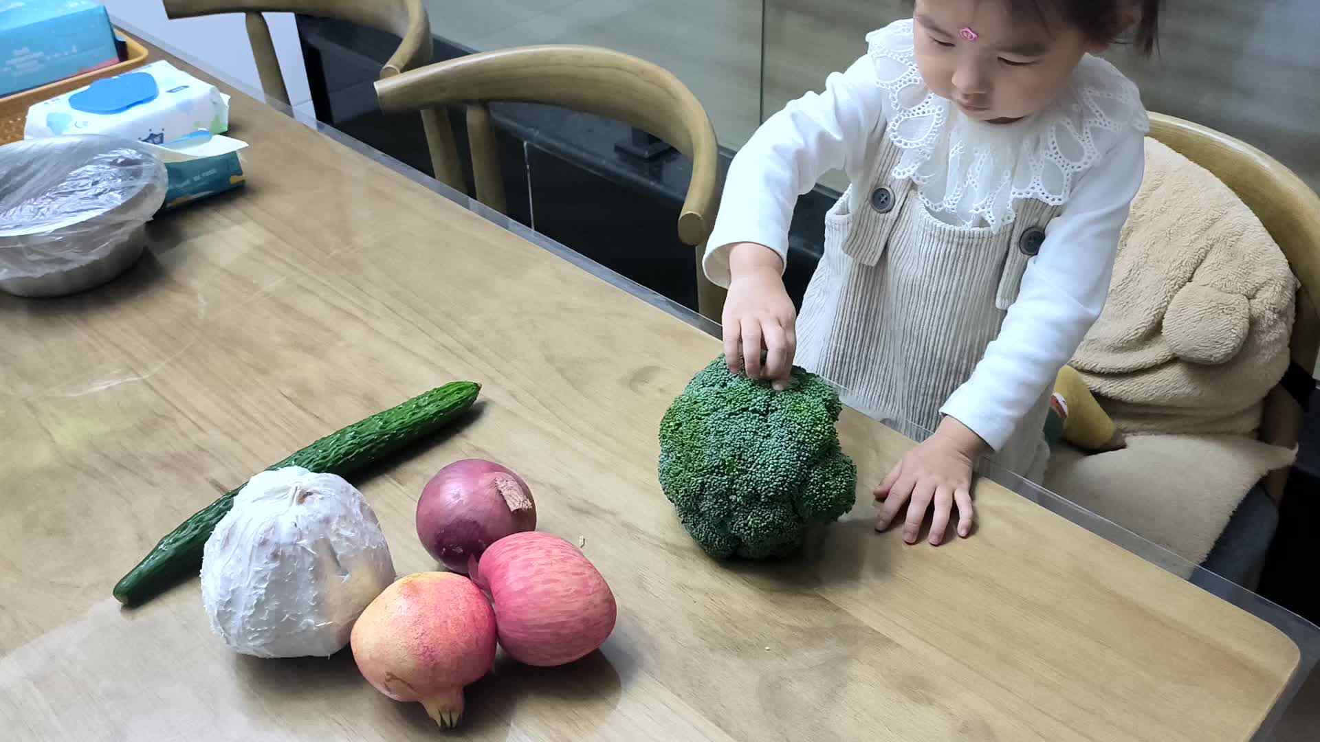 按属性分类