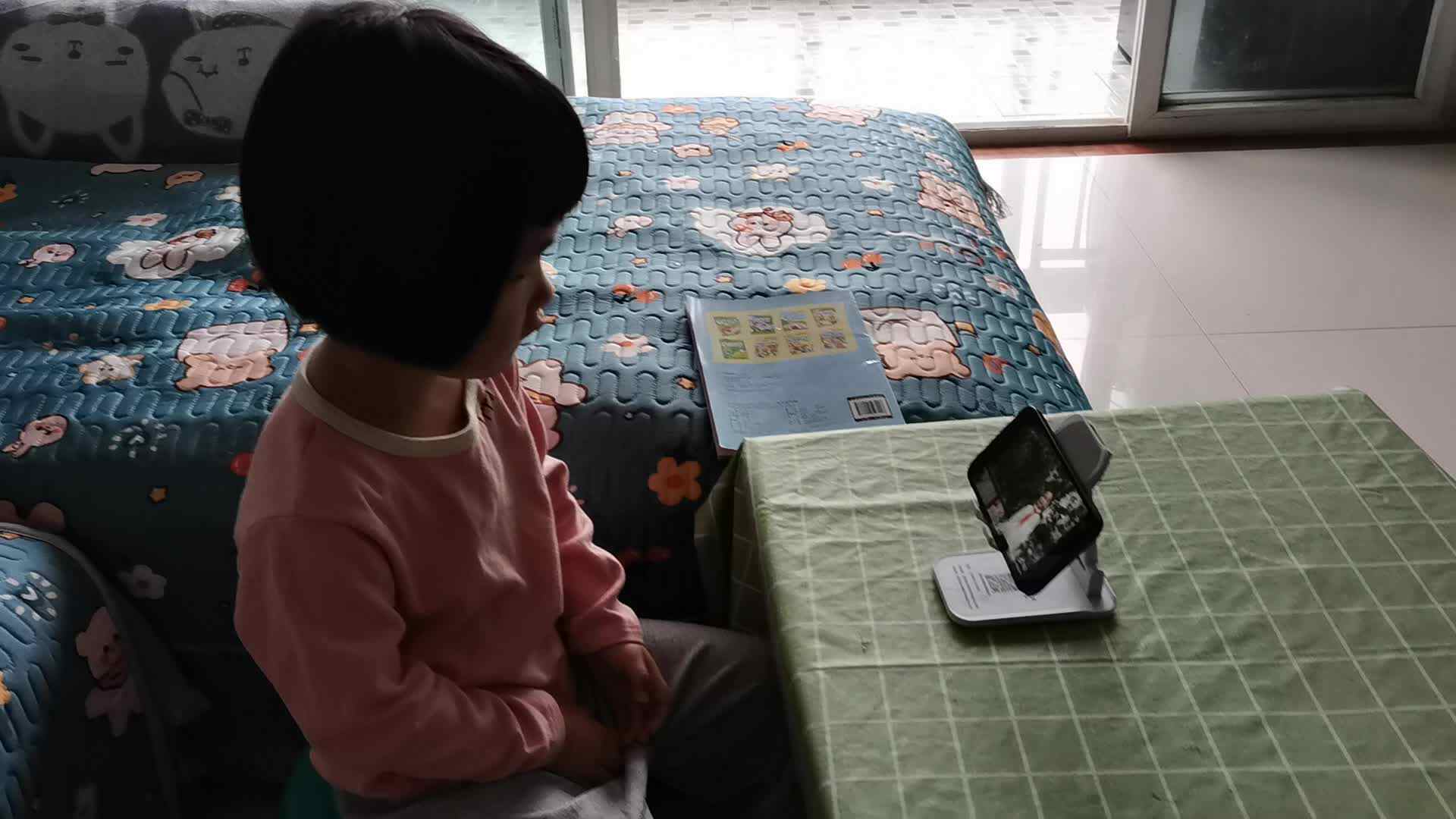 观看视频《祖国有我》.mp4