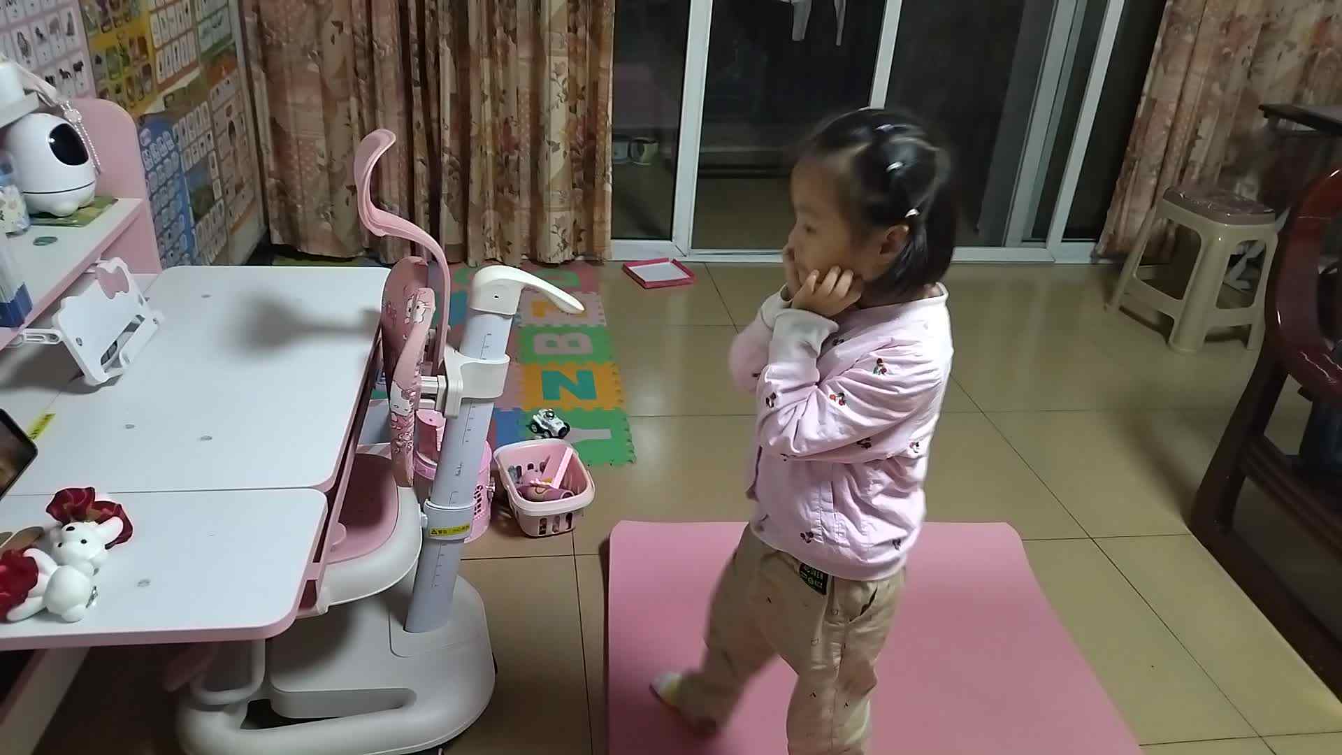 VID_20220927闯关练习《banana chacha》