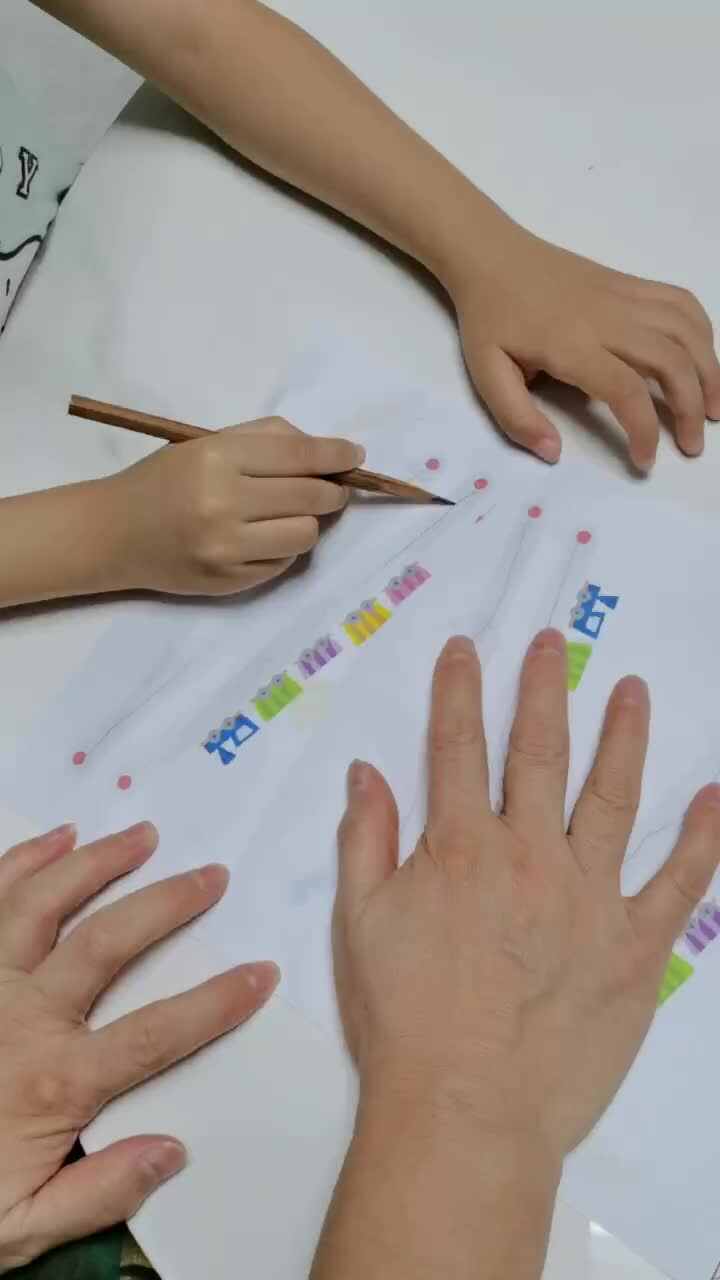 大班B班 王偲然 控笔训练3