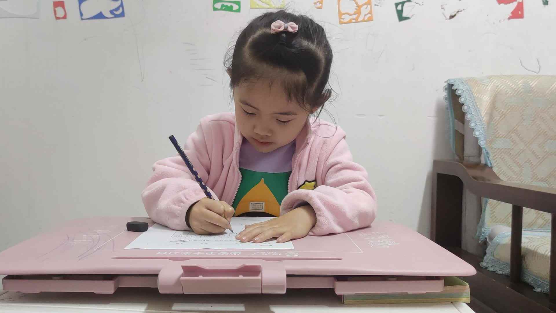 2023级学B班20221026_屈文筠.mp4