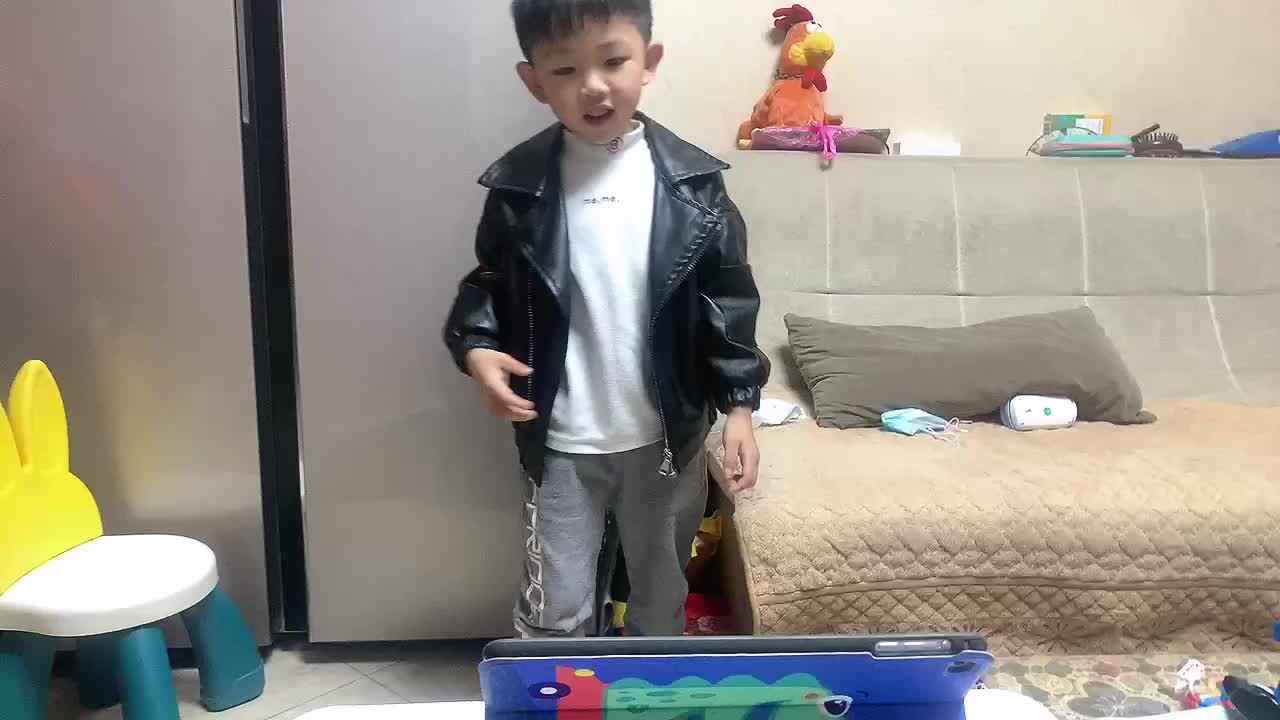 2022.10.31观看学习《鸡蛋摇滚乐》