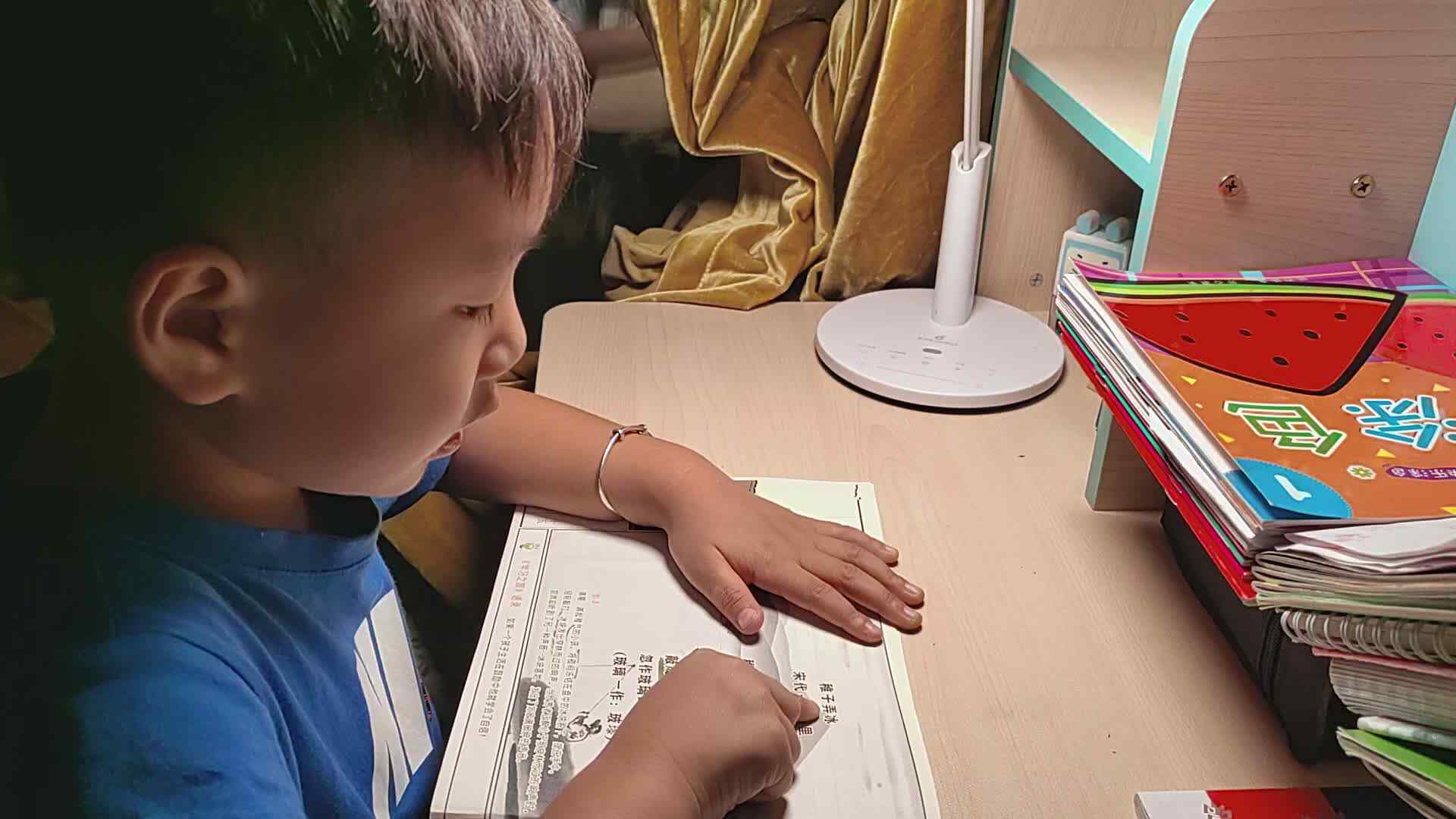 2022.10.13，《稚子弄冰》