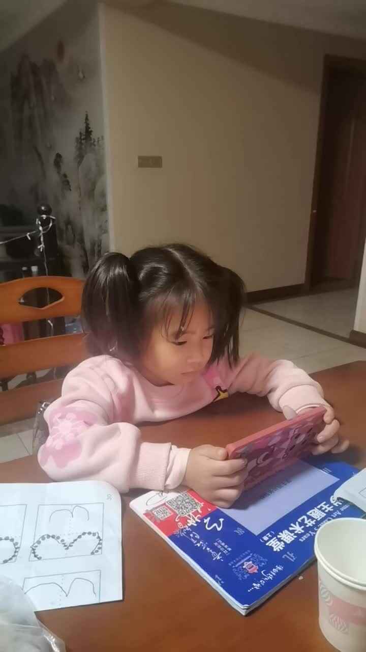 观看（渔夫和金鱼的故事）10.25