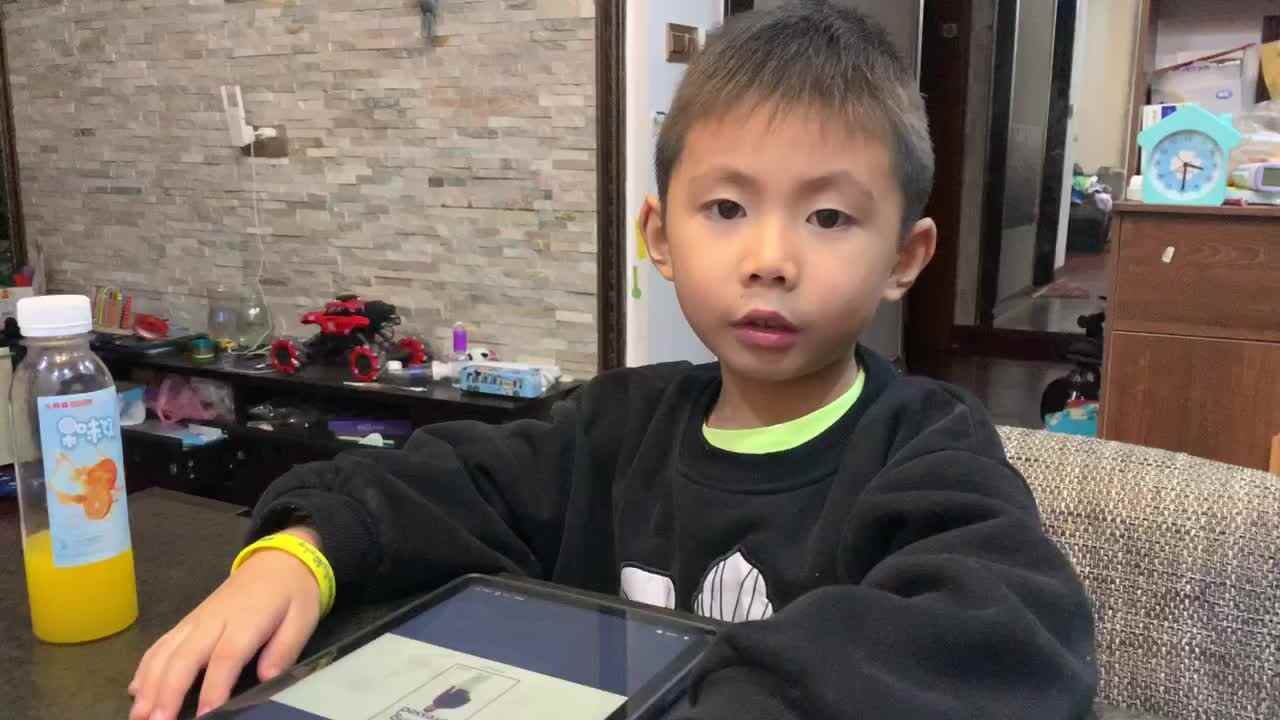 英语游戏单-绘本《穿衣服》2022.10.1