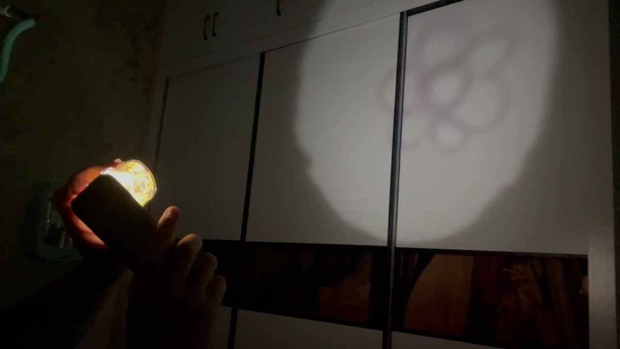 小A班钟昊彦 《纸杯投影》.MOV