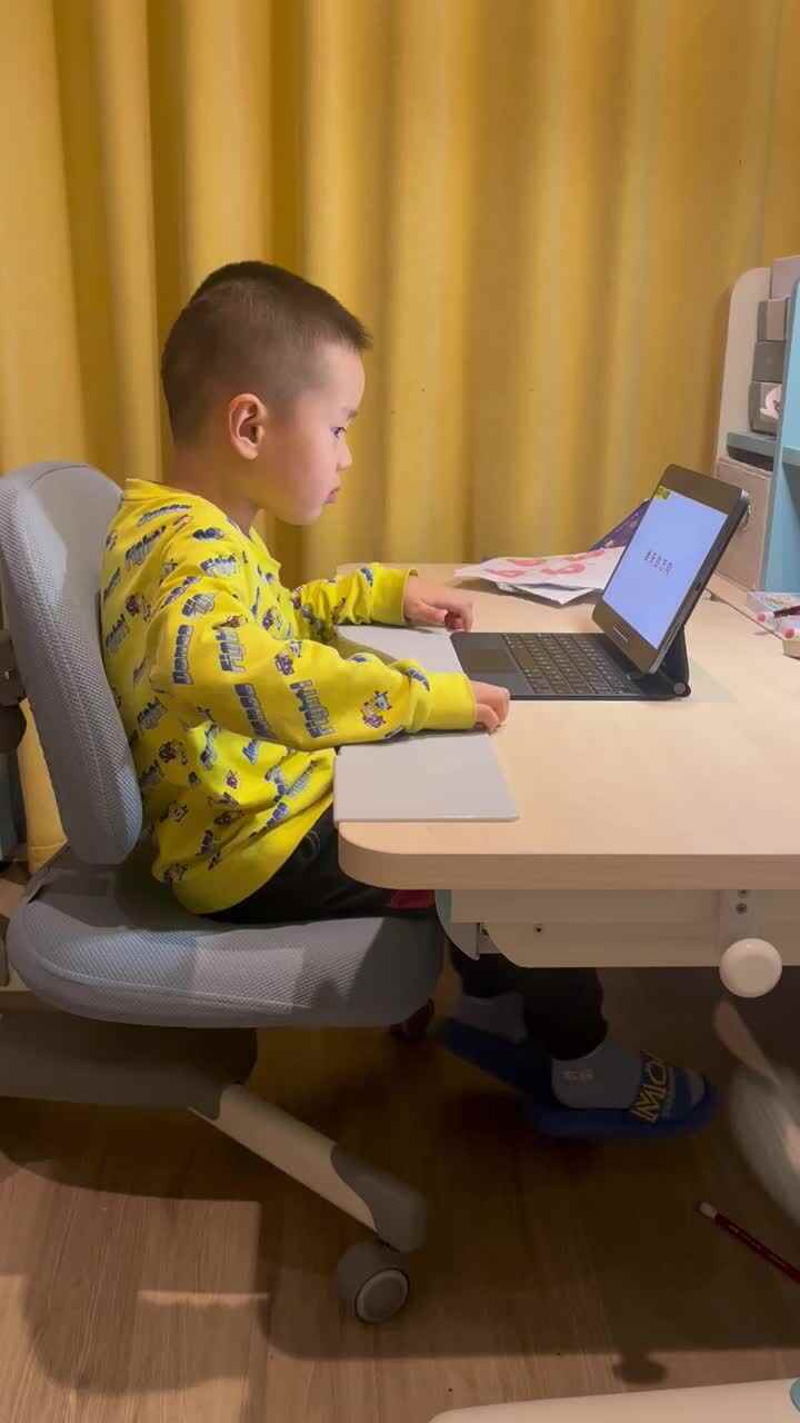 科学小实验《迷失的方向》