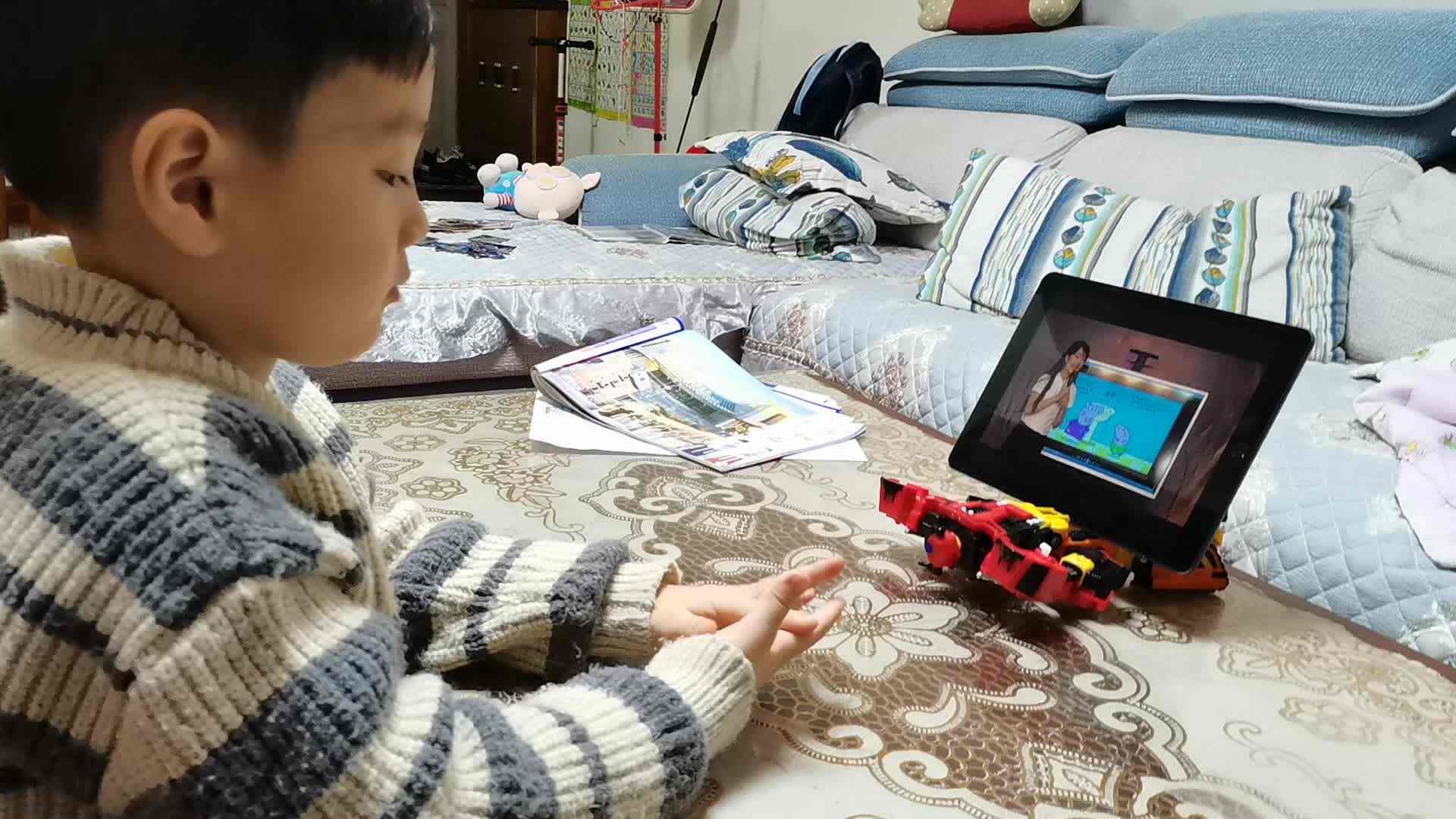 10月29日昌奕乐观看《Peppa pig story- dentist trip》