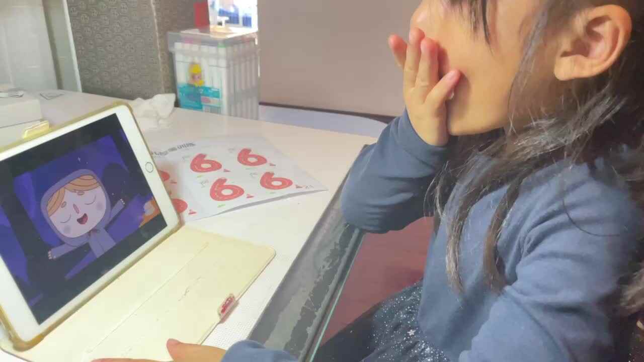 10.16屠钰婷观看《Eat Pete》.MOV