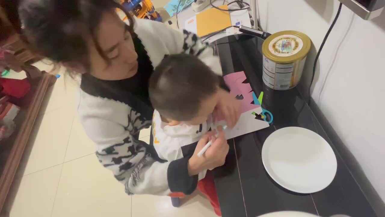 小A班钟昊彦 鱼.MOV