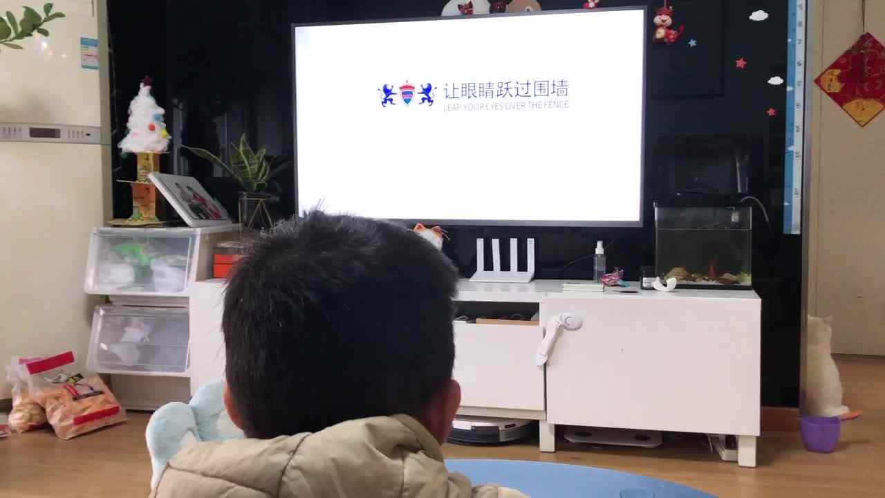 20221130中A班郭睿珩-观看数字1视频.mp4