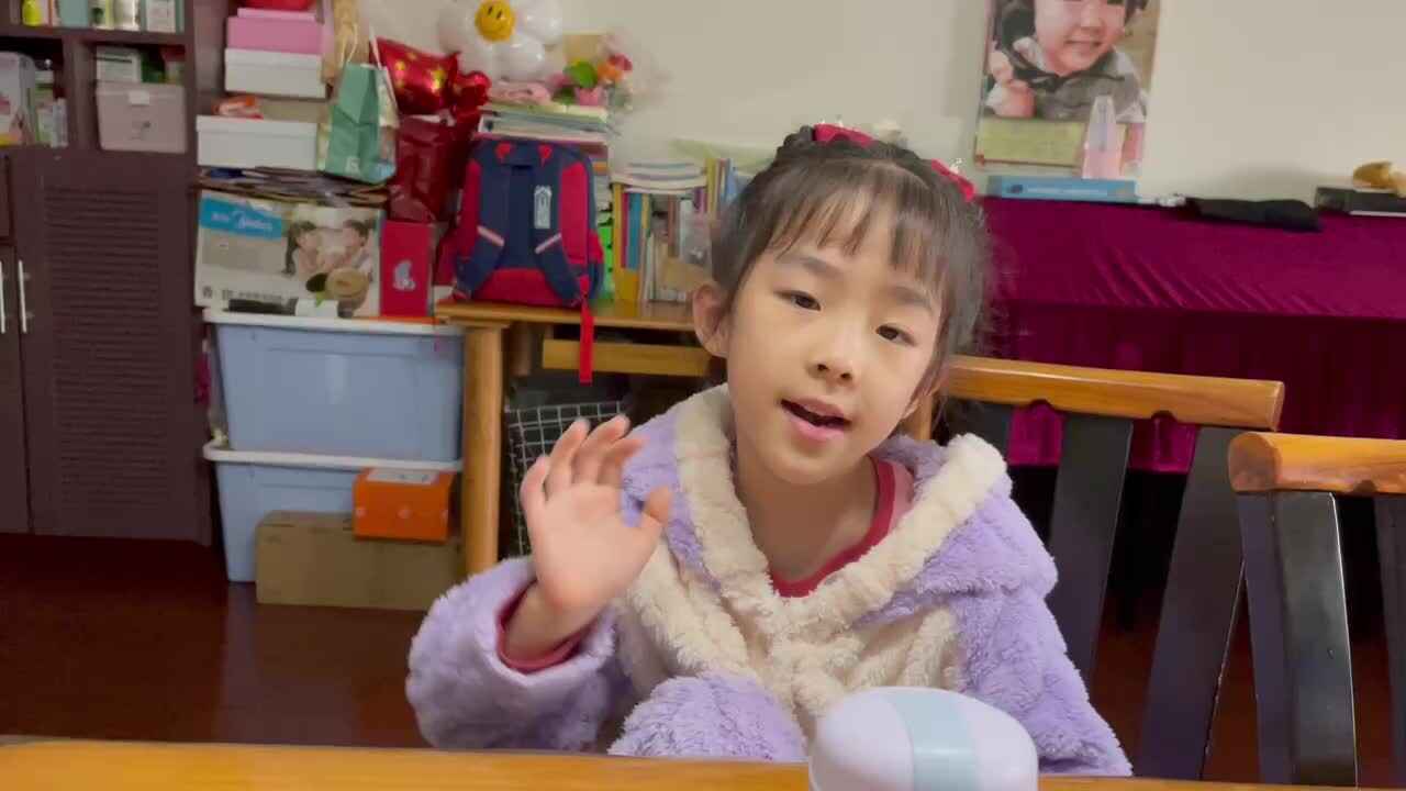 鲨鱼英语《磨耳朵视频跟读：第一名的狗狗》