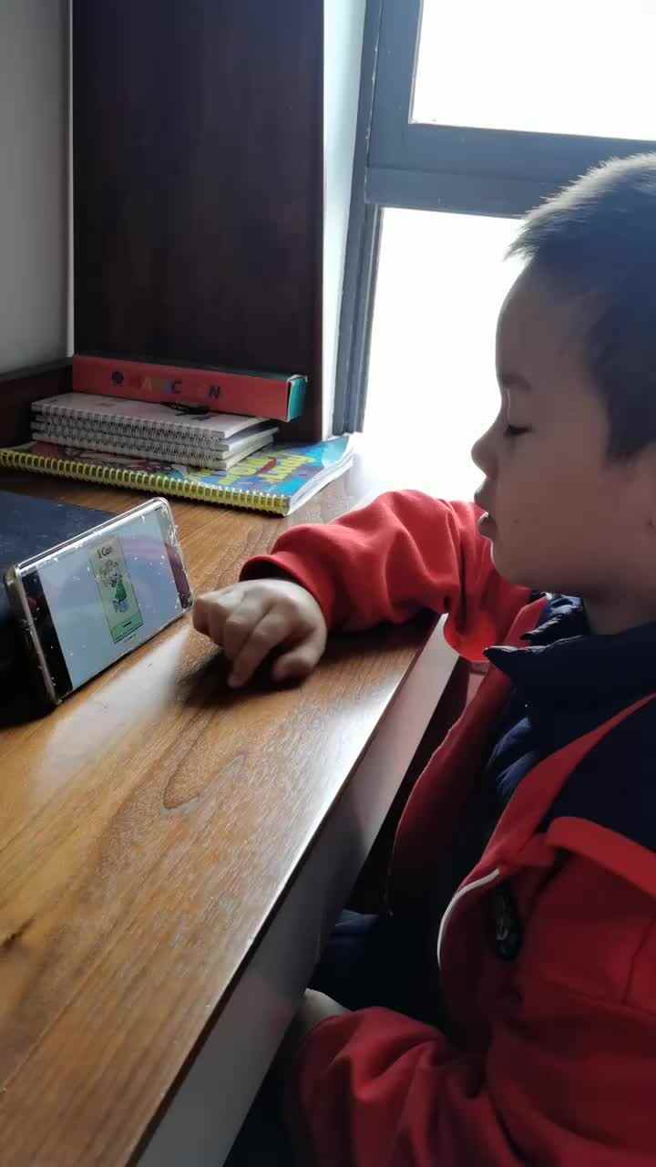 跟读英语绘本《I Can我可以》