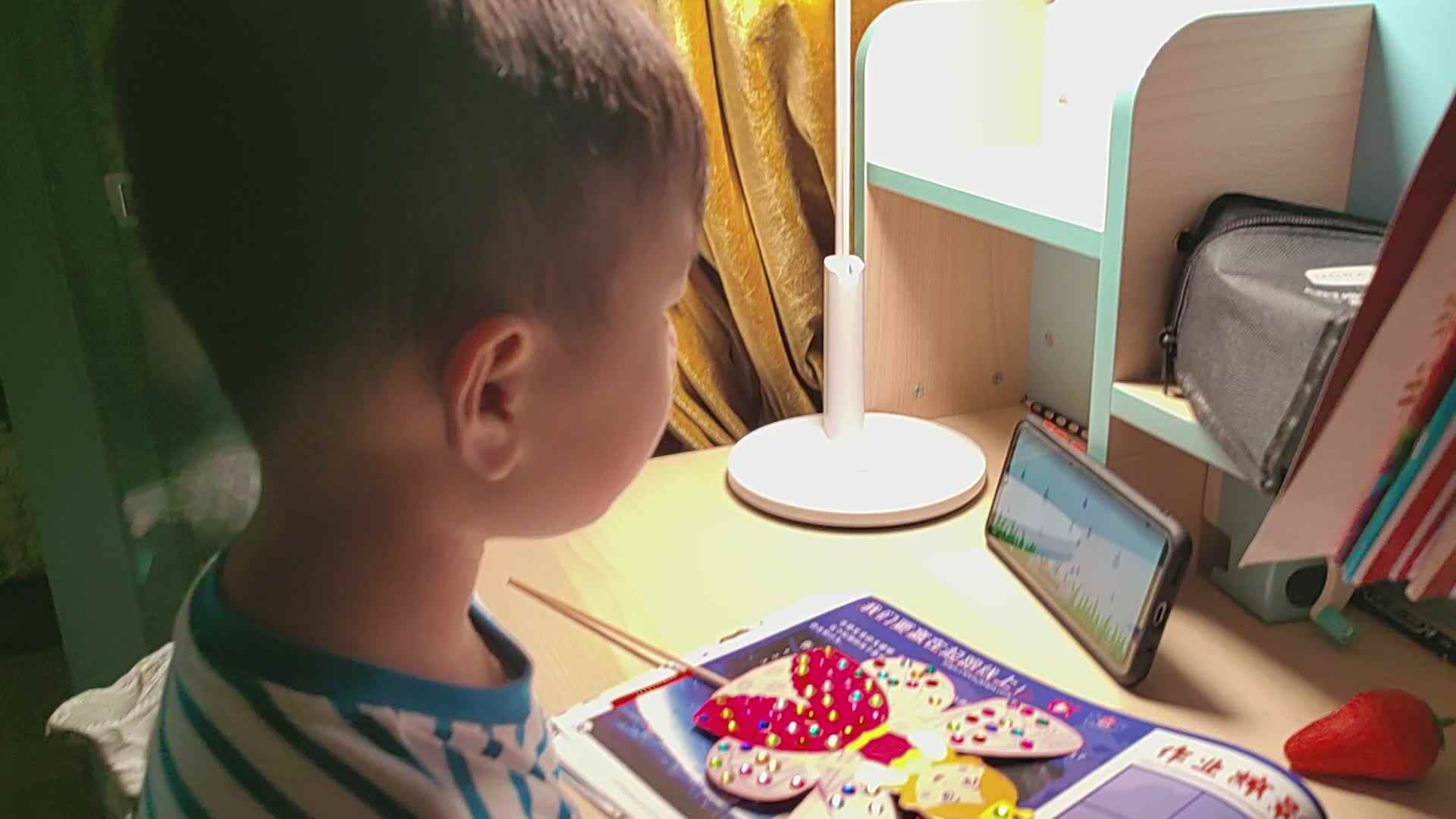 2022.11.7，《美丽的童话》