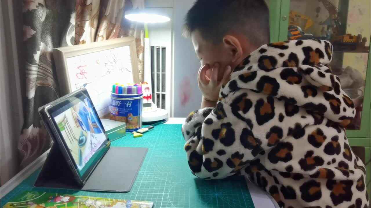 观看成语故事 胸有成竹