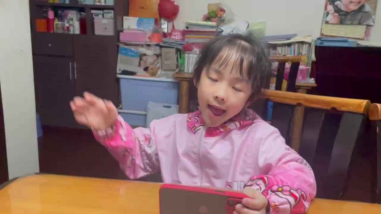 鲨鱼英语《跟唱儿歌：我的房子》