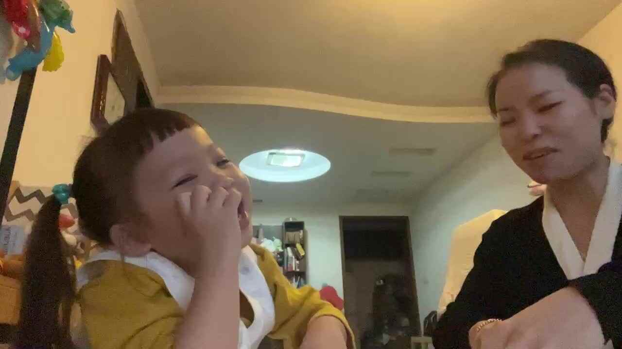 小A班王奕童古诗《清明》