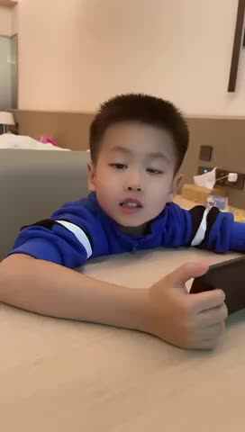 ⁣⁣2023级B班20221114吴艺轩闯关练习-鲨鱼英语.MOV
