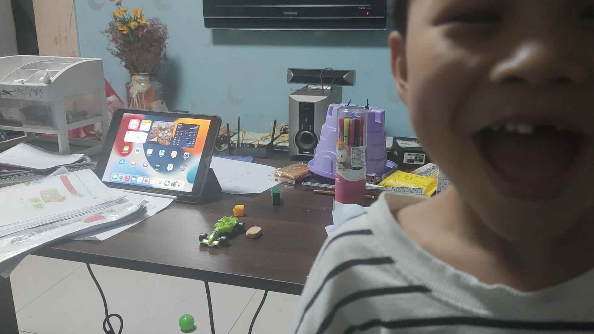 VID_20221107_191814.mp4