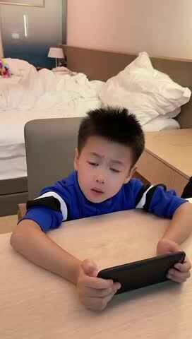 ⁣⁣2023级B班20221117吴艺轩闯关练习-鲨鱼英语.MOV