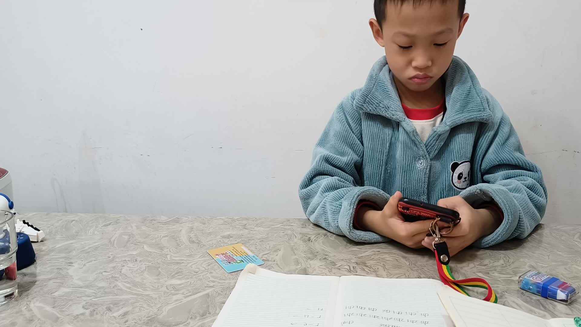 2023级学前B班张梓乐20221128闯关练习，复习sh  r  的发音，整体认读和书写