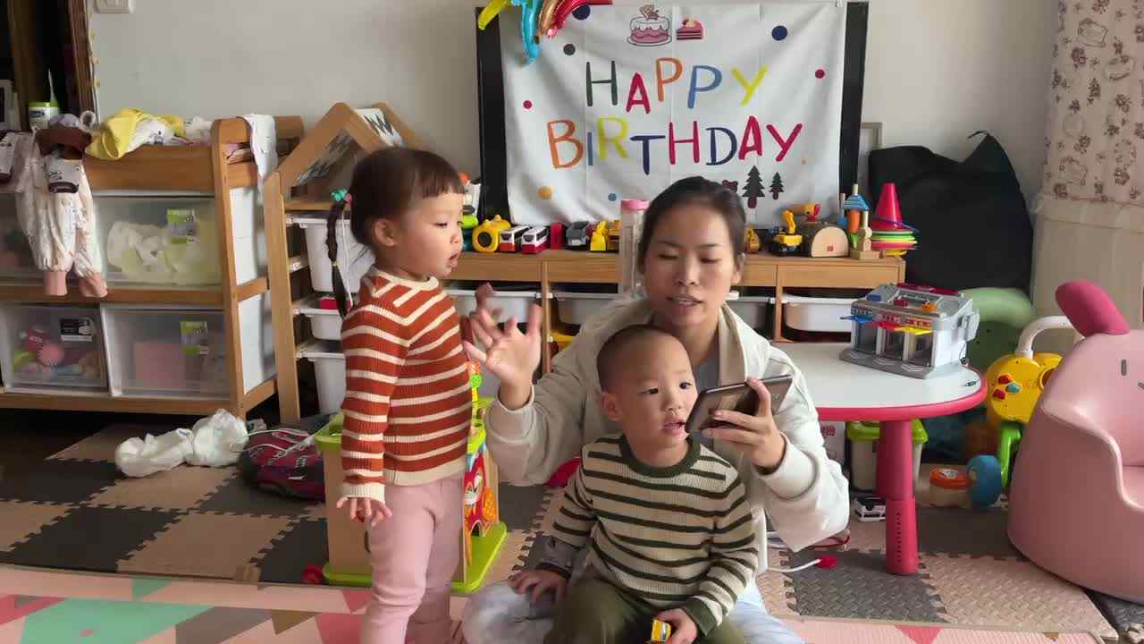 王奕童王奕喆《finger family》