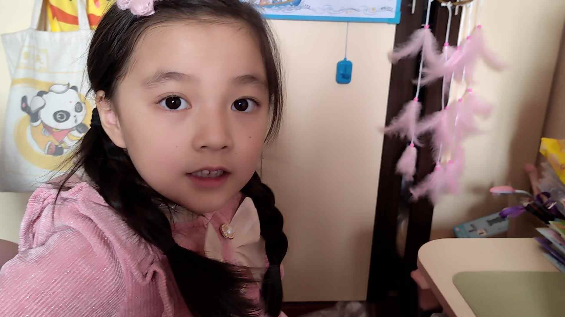 观看英语《Big feet》