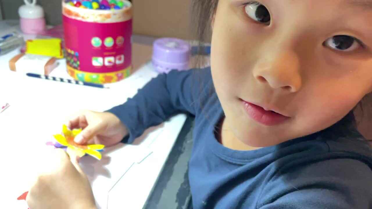 11.3屠钰婷科学实验制作《水中开花》.MOV