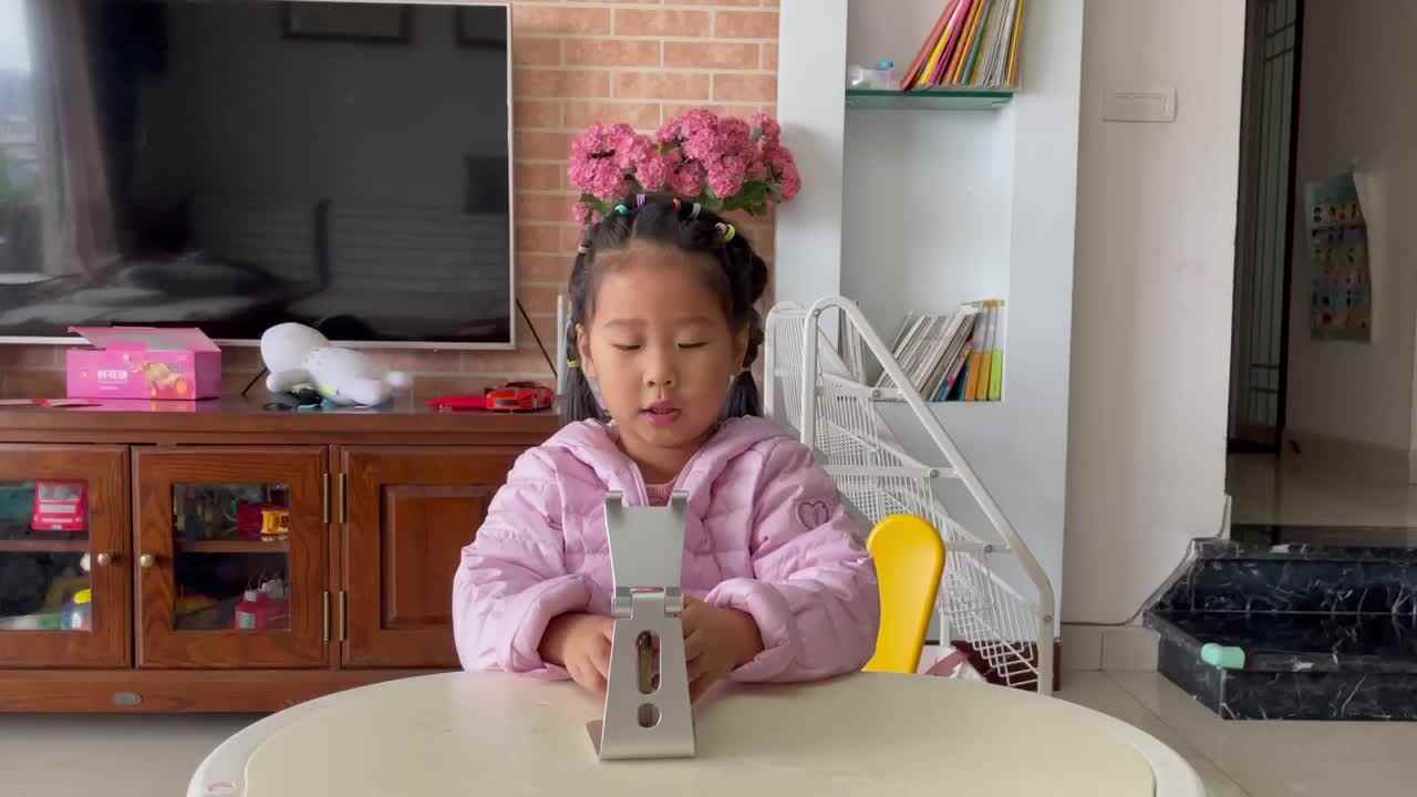 背诵古诗《晓出净慈寺送林子方》