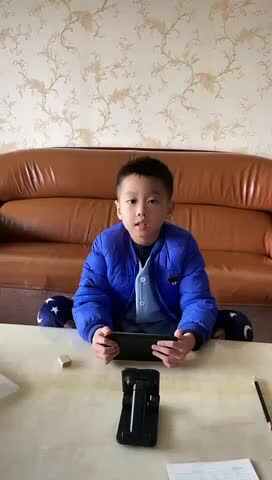 ⁣2023级B班20221205吴艺轩闯关练习-复韵母ui.MOV
