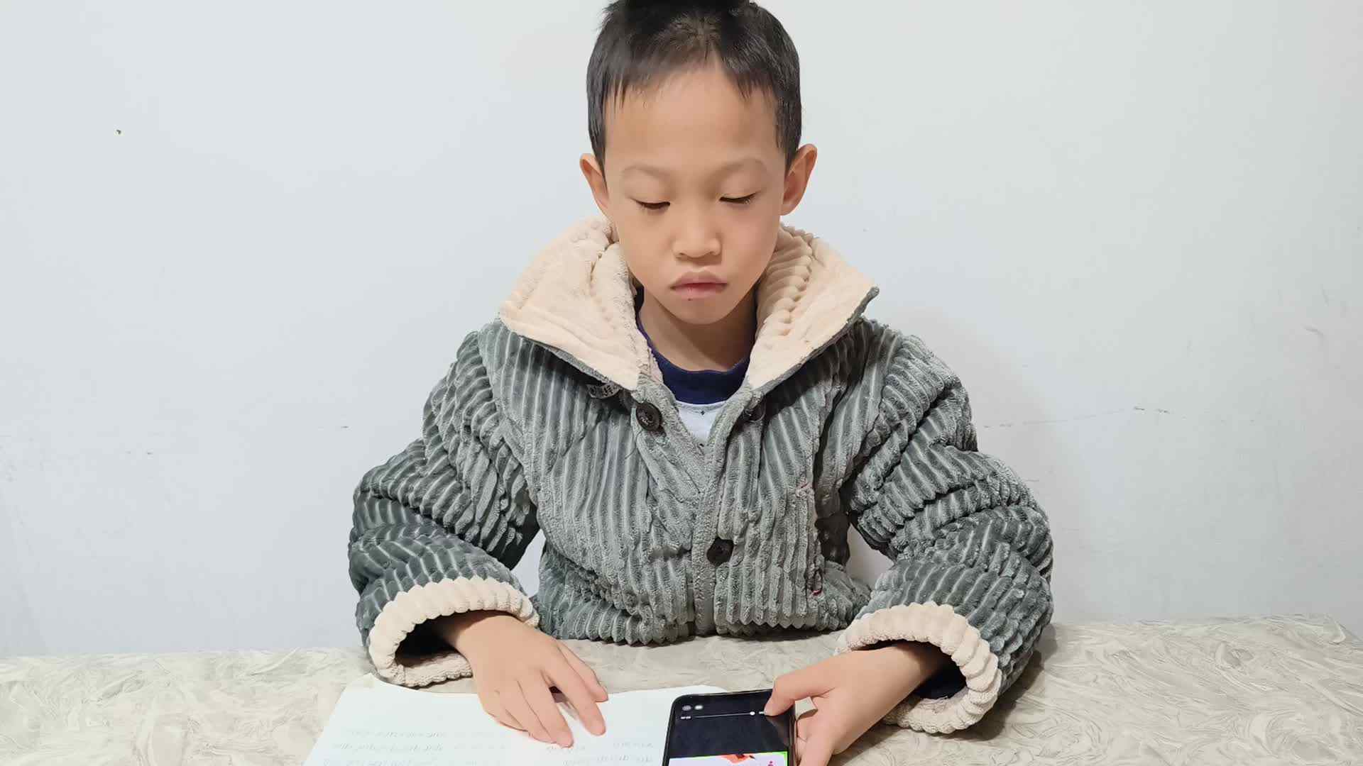 2023级学前B班张梓乐20221212逻辑思维练习，观看视频，完成相关练习