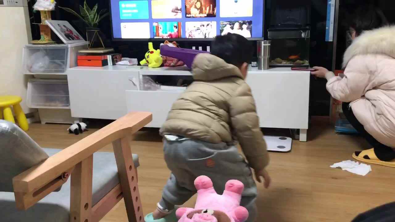 20221209中A班郭睿珩-游戏小熊爬.mp4