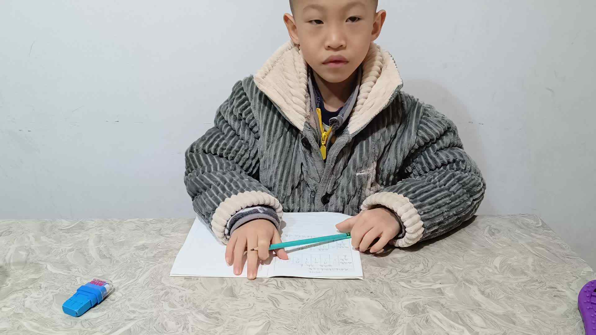 2023级学前B班张梓乐20221229逻辑思维，复习20以内退位减法，用破十法计算方法，完成闯关练习