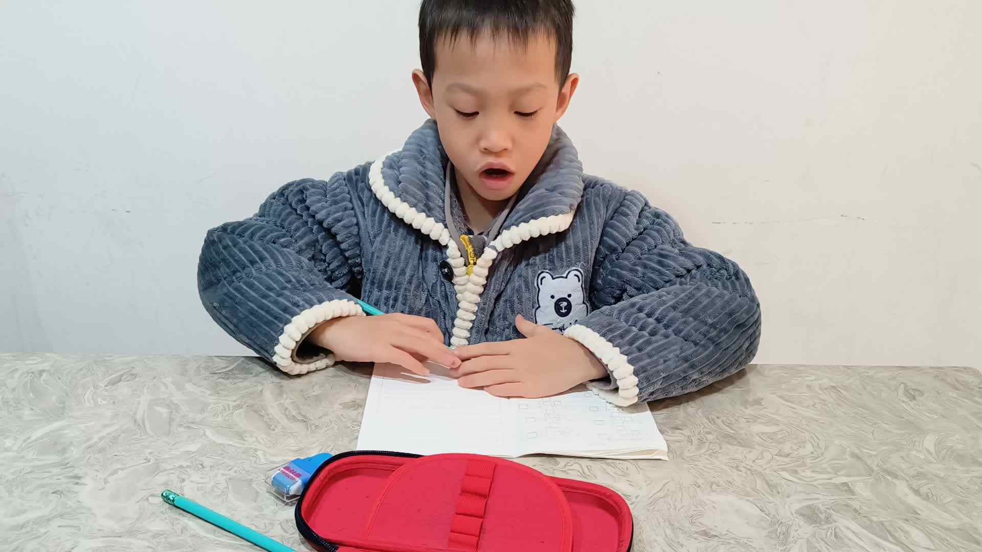 2023级学前B班张梓乐20221223逻辑思维，学会使用破十法计算，完成闯关练习