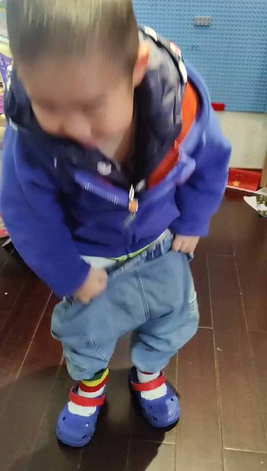 mmexport1669901810782.mp4