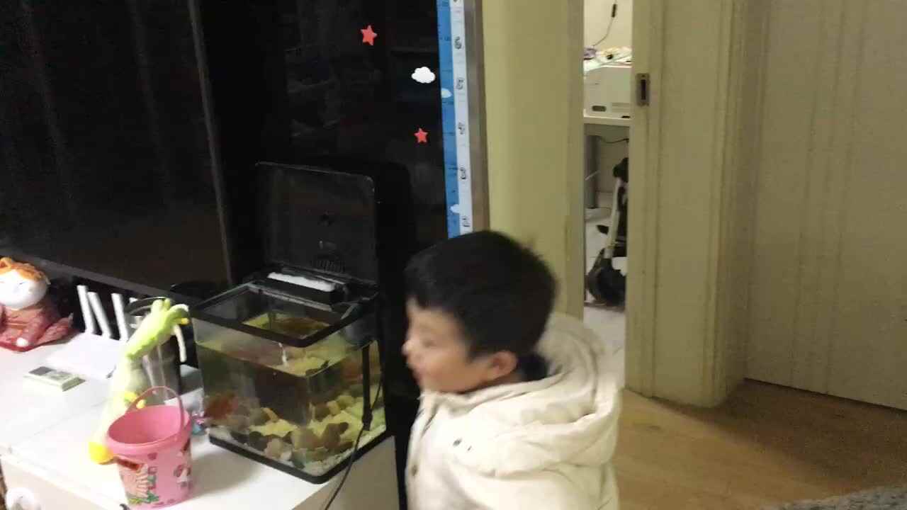 20221226中A班郭睿珩-纵跳摸高.mp4
