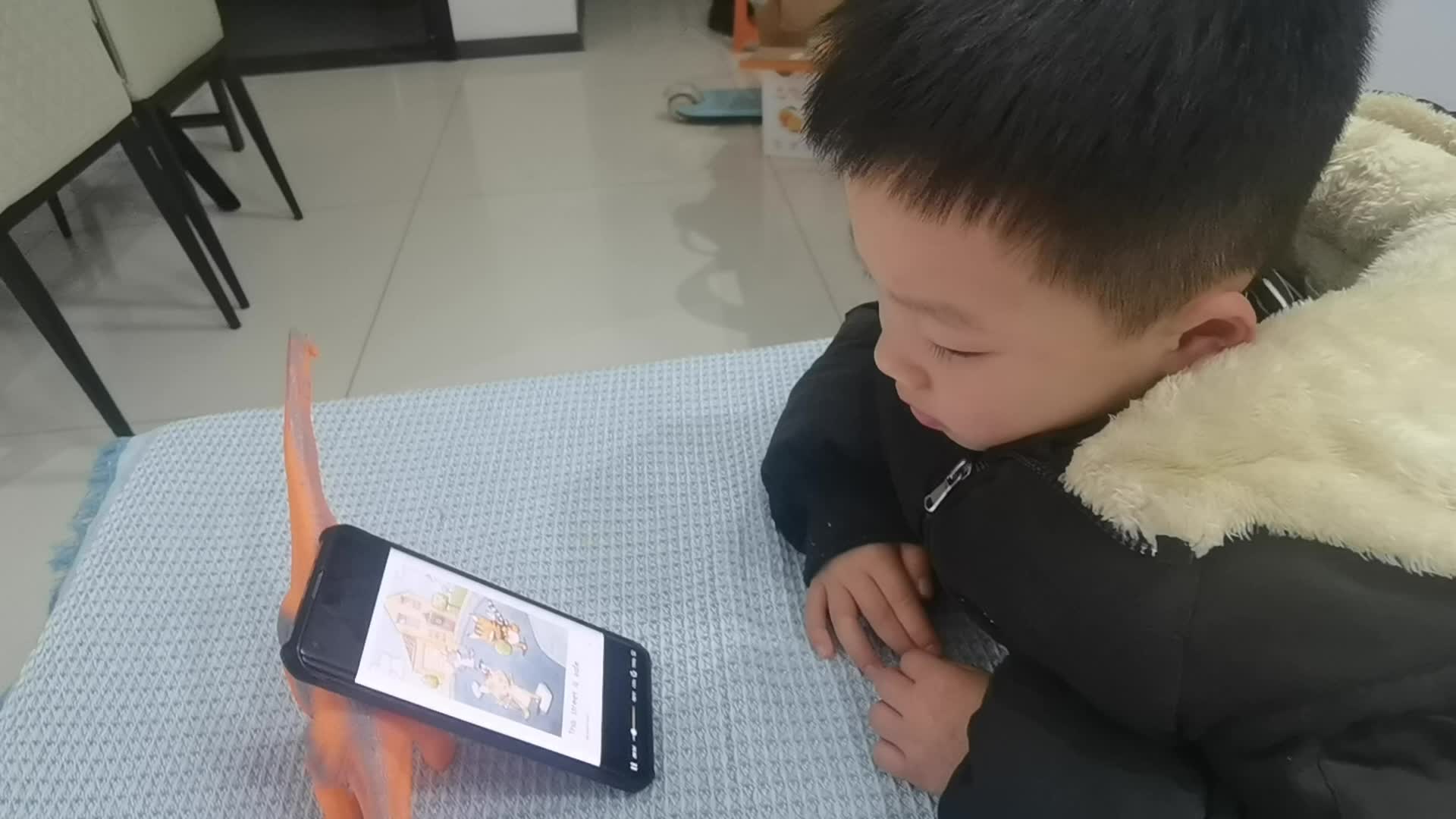 学习英语绘本《Safe，not safe》