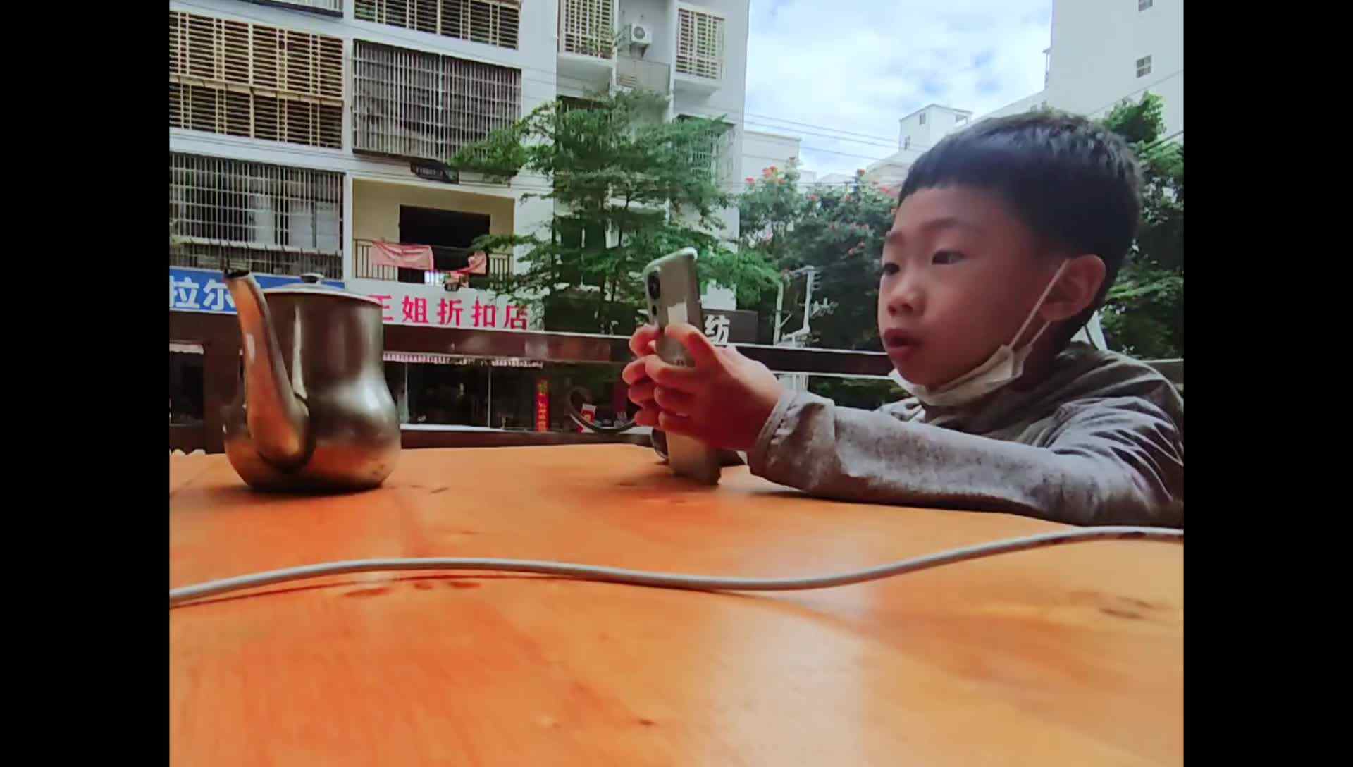 英语视频who did that