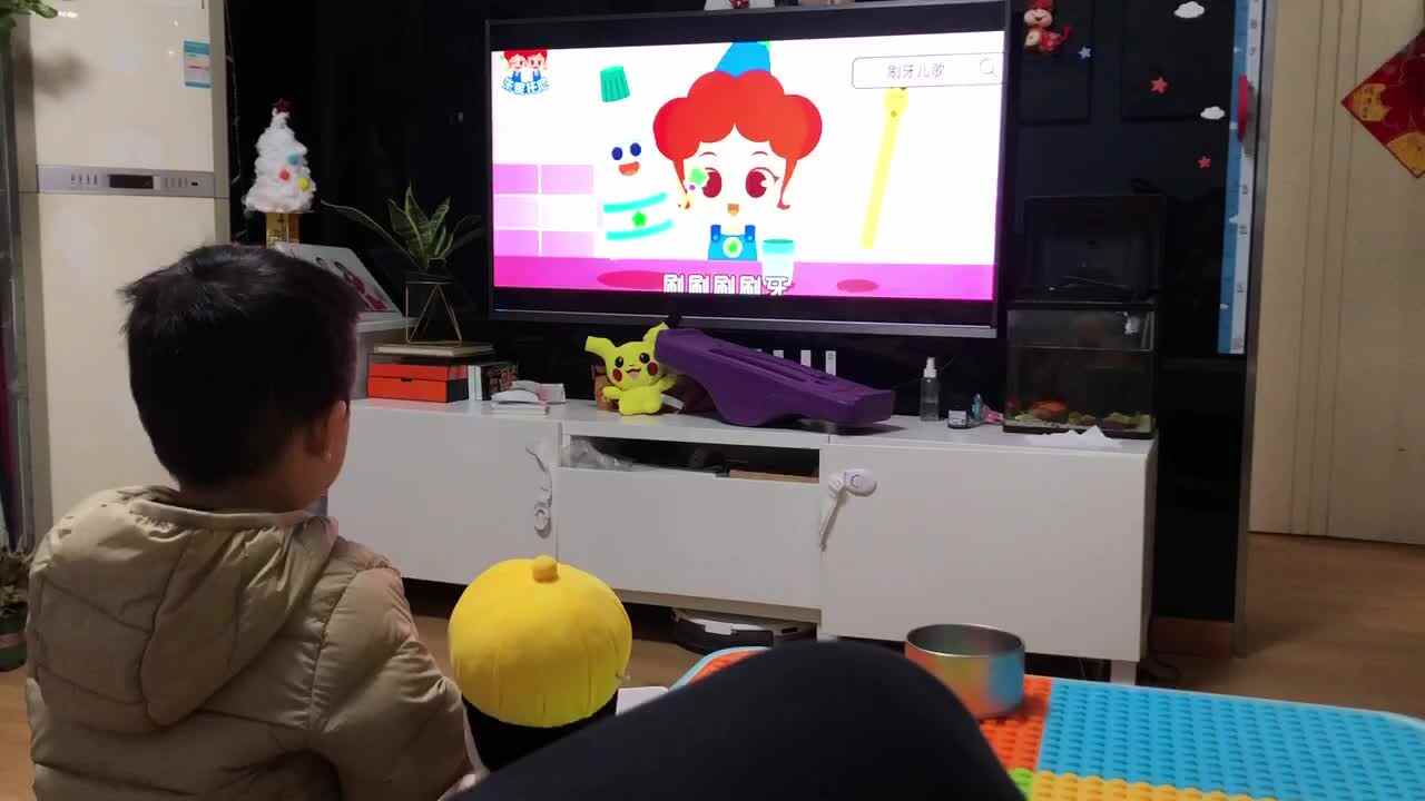 20221207中A班郭睿珩-观看刷牙歌.mp4