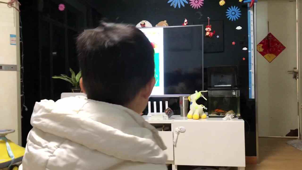 20221229中A班郭睿珩-观看&跟读Two.mp4