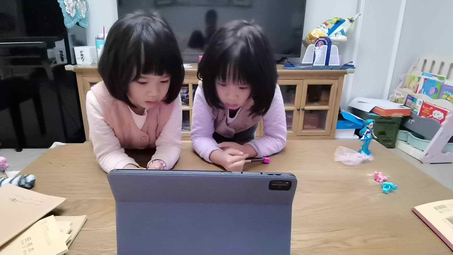 英语《see me skip》
