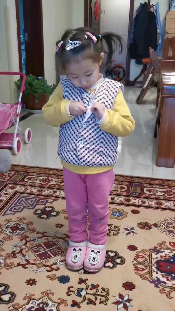 小如意～整理衣服.mp4