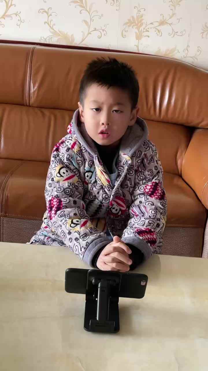 2023级B班20221224吴艺轩闯关练习-拼读拼音.MOV