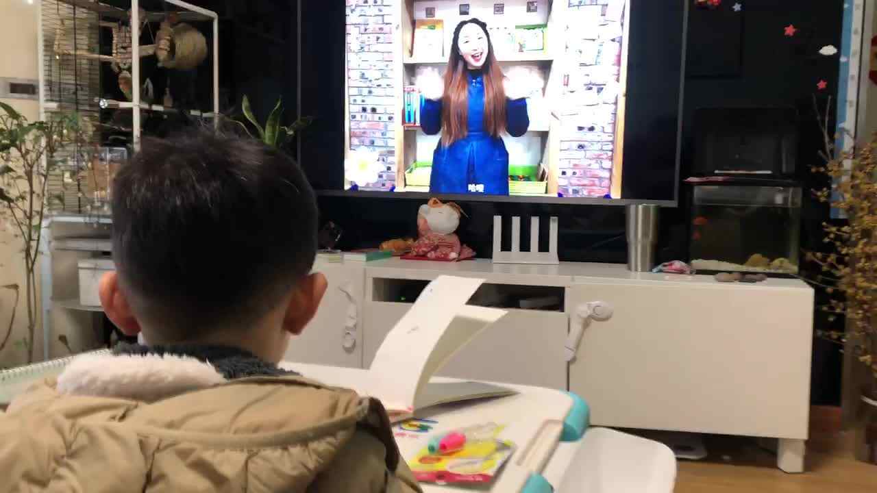 20230113中A班郭睿珩-字母数字歌.mp4