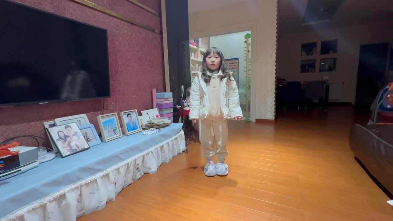 2023级实验2班段舒婷20230209闯关练习.MOV