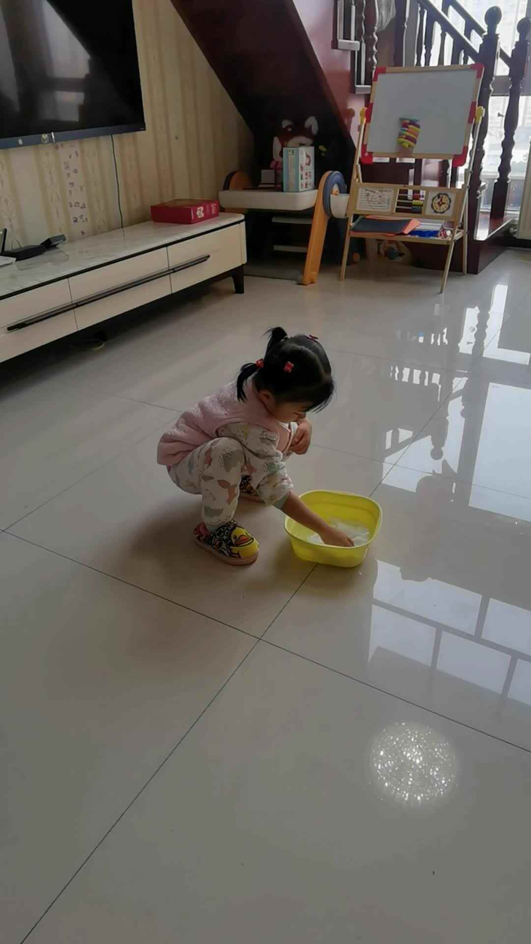 petal_20230106_擦桌子.mp4