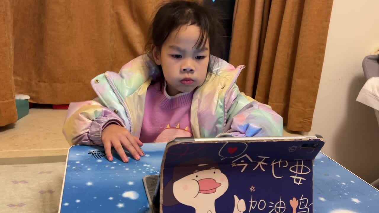 2023.2.13B班窦语桐，午睡礼仪.MOV