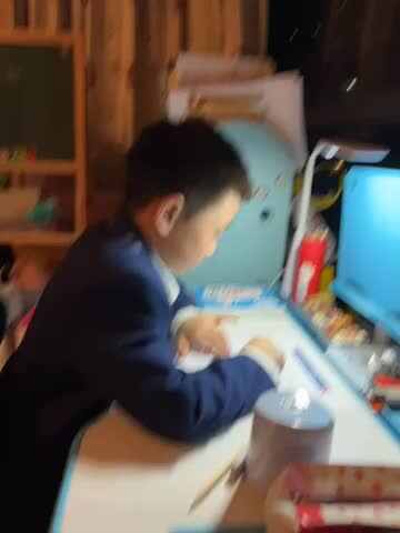 70117851666__8F3705ED-9575-4995-9F8A-C26E304BC951.MOV